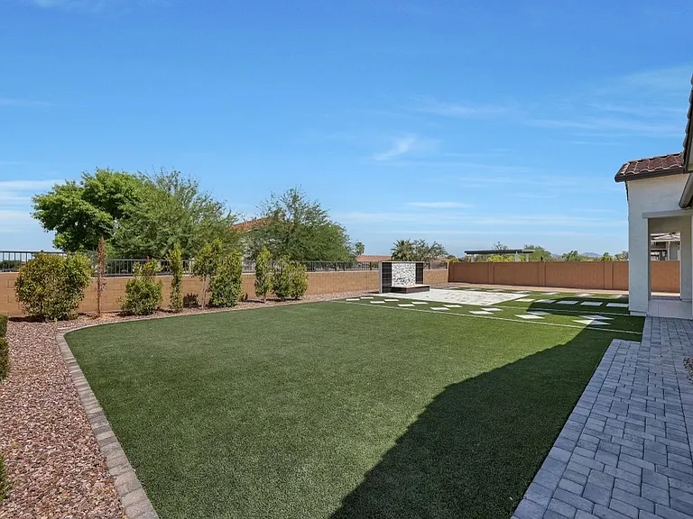 5255 N Ginning Dr — Photo 17