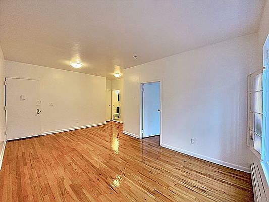 3rd image of 245 E 111th St APT 4A