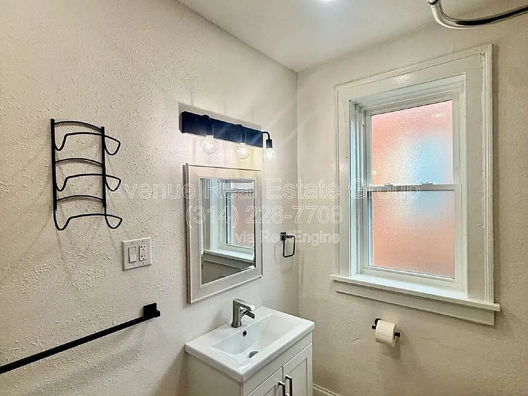 1020 Claytonia Ter #A — Photo 9