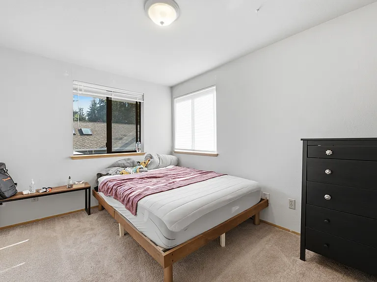 627 Shannon St — Photo 16