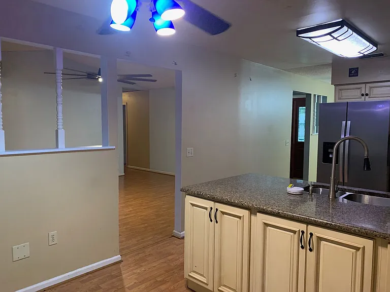 5103 Forestgreen Dr E — Photo 8