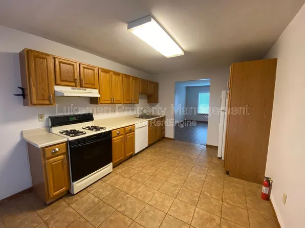 3900-3906 W Michigan Ave #3902, Kalamazoo, MI 49006