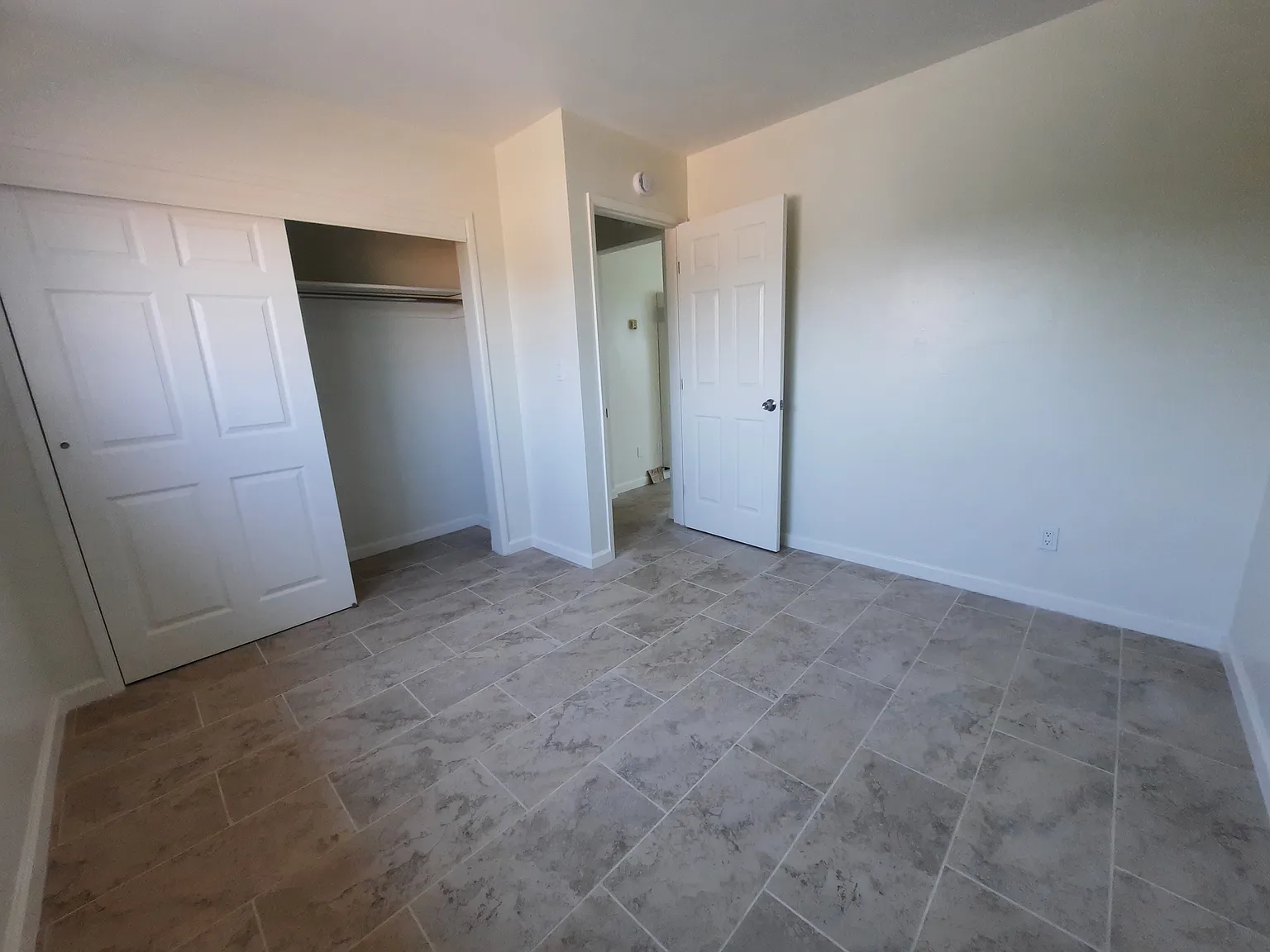 1 bed, 485 sqft, $1,860 — Photo 4