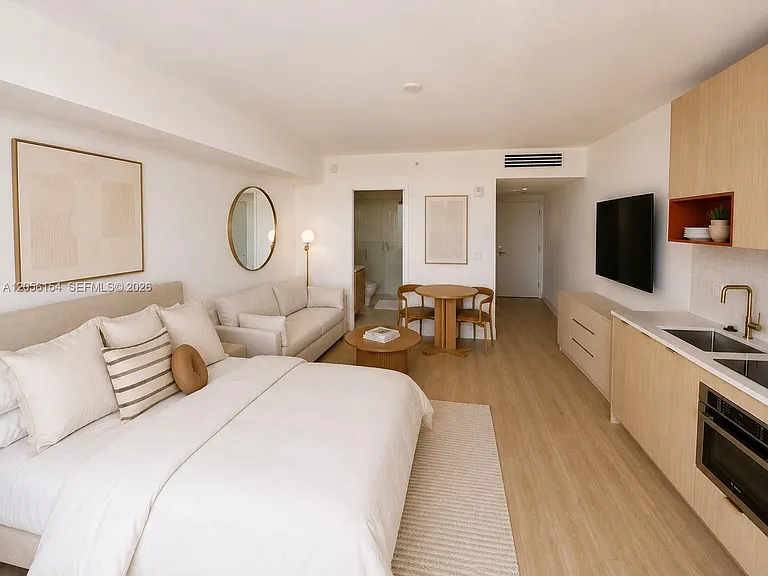 90 NE 32nd St #816 — Photo 4