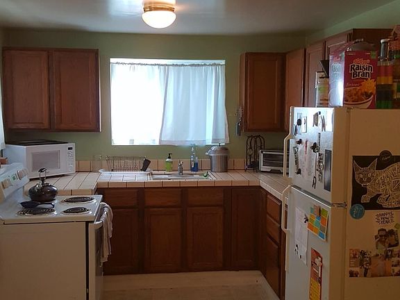 4th image of 1334 42nd Ave