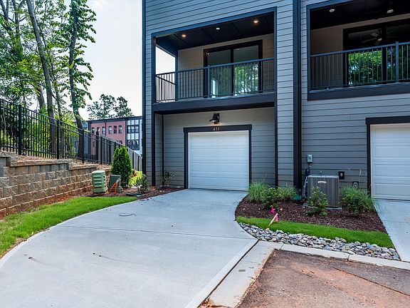411 Old Town Village Rd