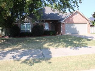 622 Buckhead Ave, Springdale, AR 72764