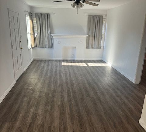 2nd image of 425 1/2 E Valencia Ave