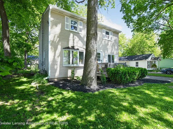 6000 Greenman St, Haslett, MI 48840
