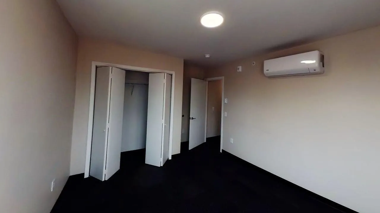 1 bed, 1.0 bath, 438 sqft, $1,150 — Photo 3