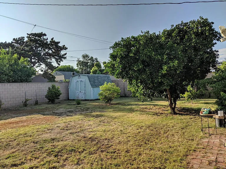N Walnuthaven Dr — Photo 23