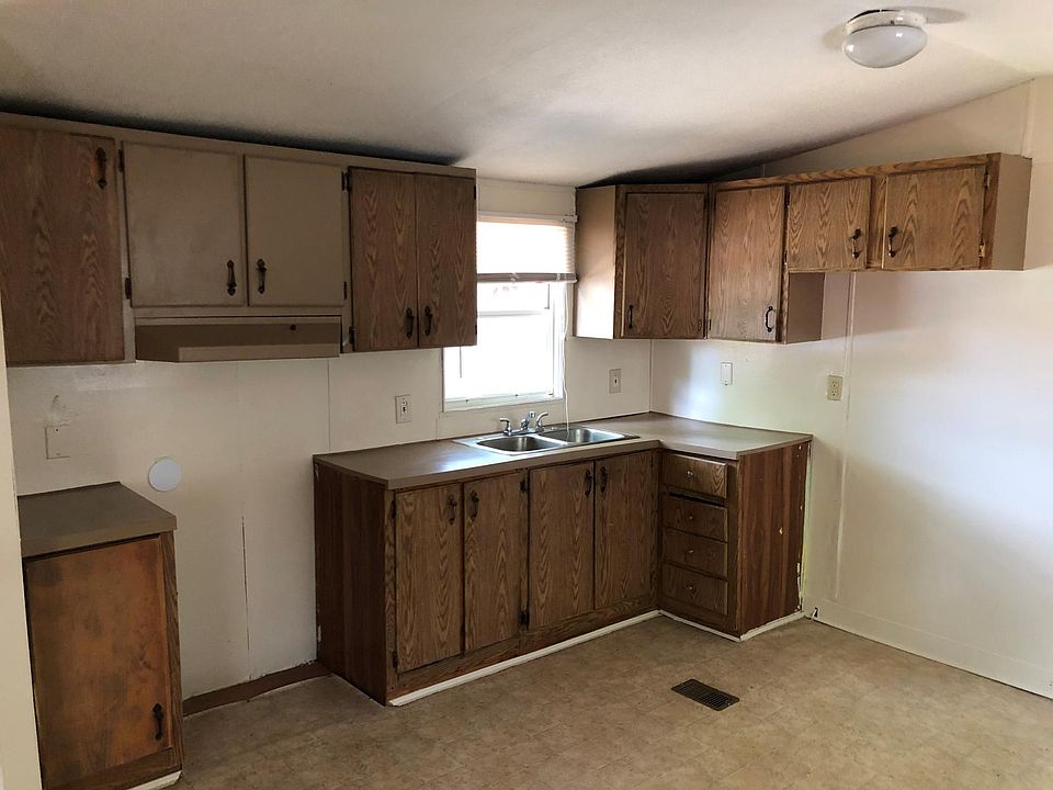 2nd image of 63 Carroll Wood Dr
