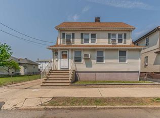 187 Holt St, Hackensack, NJ 07601