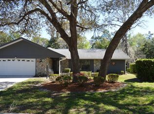20 Sycamore Ct E, Homosassa, FL 34446