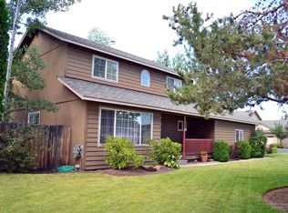 2370 NE Edgewater Dr, Bend, OR 97701