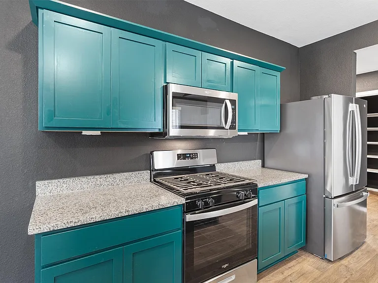 352 Sickle Loop — Photo 12
