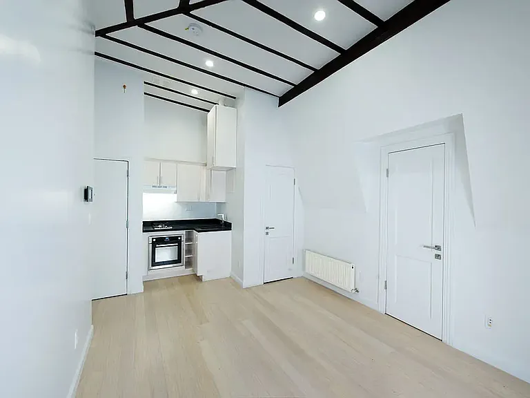 78 Herkimer St #403 — Photo 1