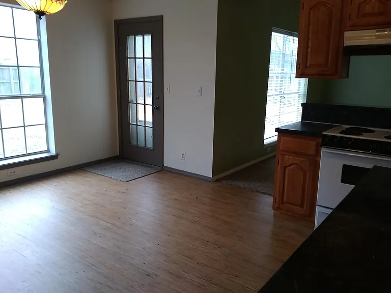 8801 N 131st East Ave — Photo 10