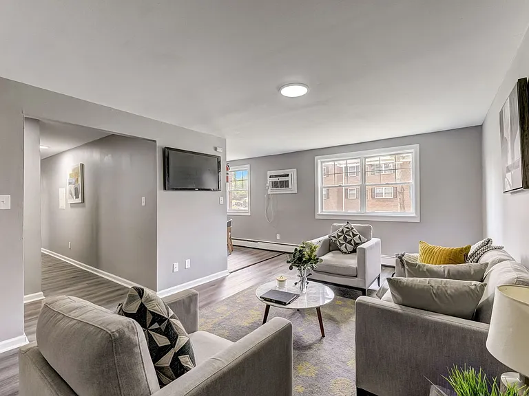Lavana Falls Apartments — Photo 26