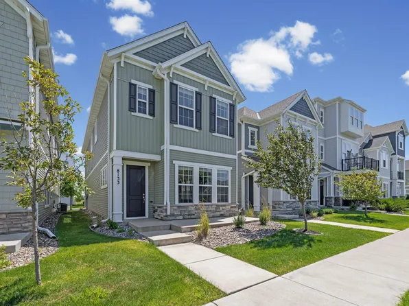 8133 Arrowwood Ln N, Maple Grove, MN 55369