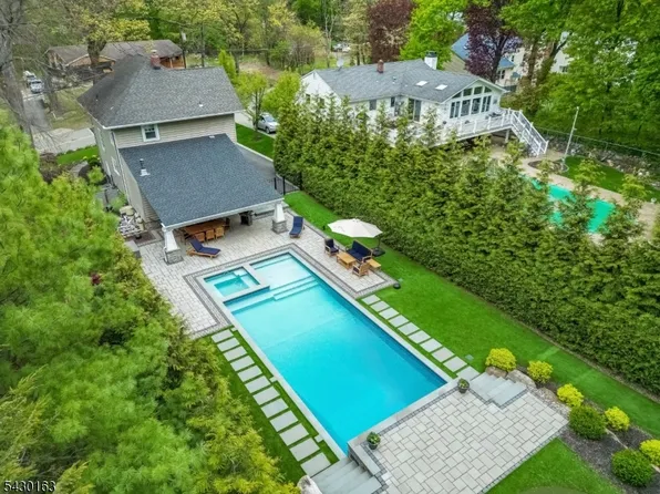 228 Miller Rd, Mahwah Twp., NJ 07430