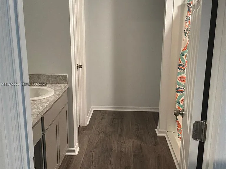 2180 SW Cameo Blvd — Photo 9