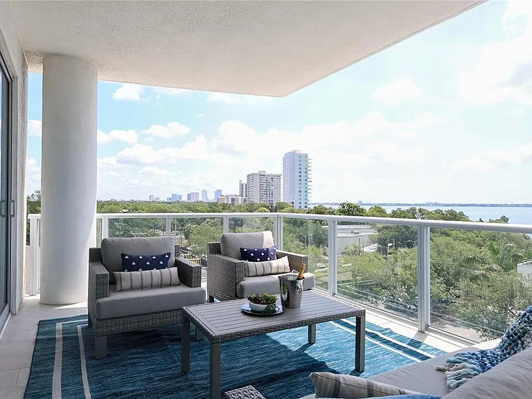 2910 W Barcelona St #501 — Photo 27