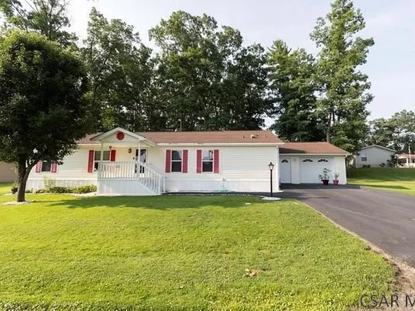 313 South Dr, Somerset, PA 15501