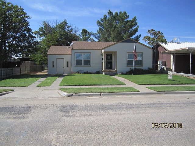 1st image of 208 Sherwood St