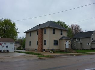 705 8th Ave NW, Austin, MN 55912