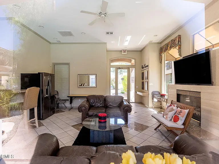 1411 E Orangewood Ave #205 — Photo 19