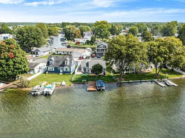 4278 W Joy Rd, Shelbyville, MI 49344