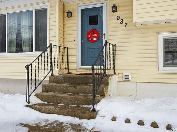 3rd image of 987 Lockport Rd