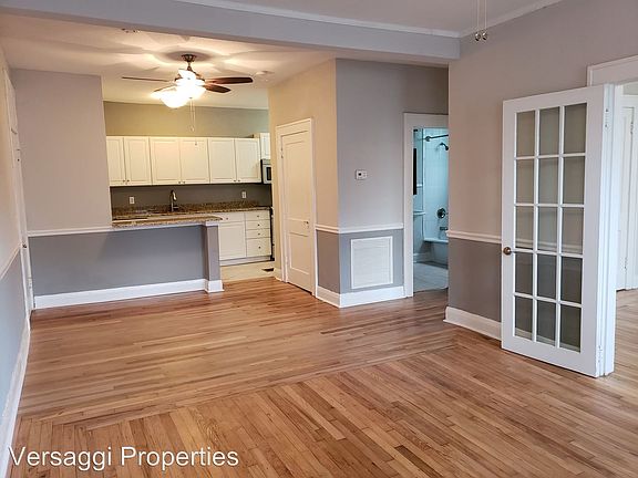 3rd image of 506 S Westland Ave APT 02