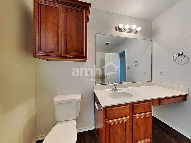 10032 Cougar Trl — Photo 12