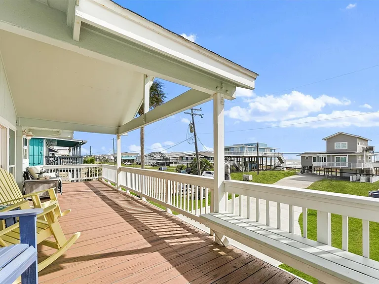 16634 Jamaica Beach Rd — Photo 4