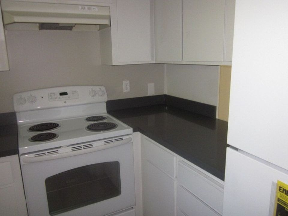 1st image of 101 Glen Eyrie Ave Unit 409