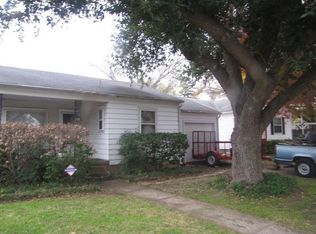 718 Hoke Smith Dr, Dallas, TX 75224