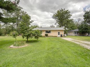 4921 Redwood Ln, Granite City, IL 62040