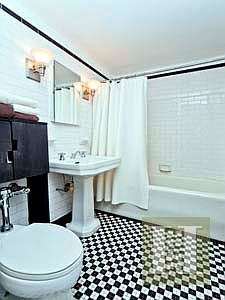 4th image of 465 W 23rd St APT 14G