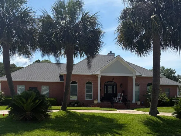 5625 Sandstone Dr, Pace, FL 32571
