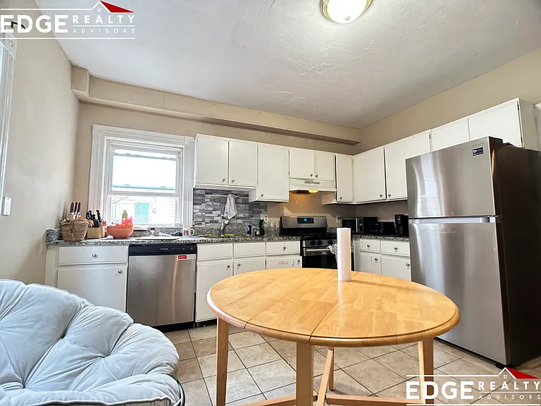 43 Pratt St #2 — Photo 3