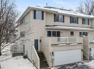 356 Gironde Ct, Woodbury, MN 55125