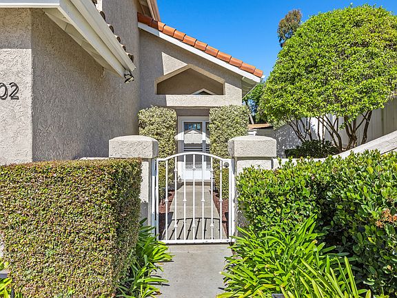 3rd image of 1302 Montego Ct