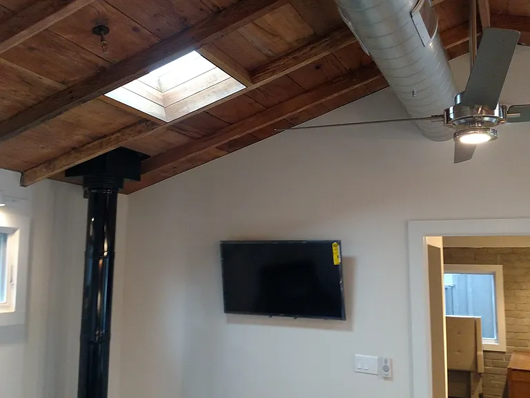 125 Athena St — Photo 5