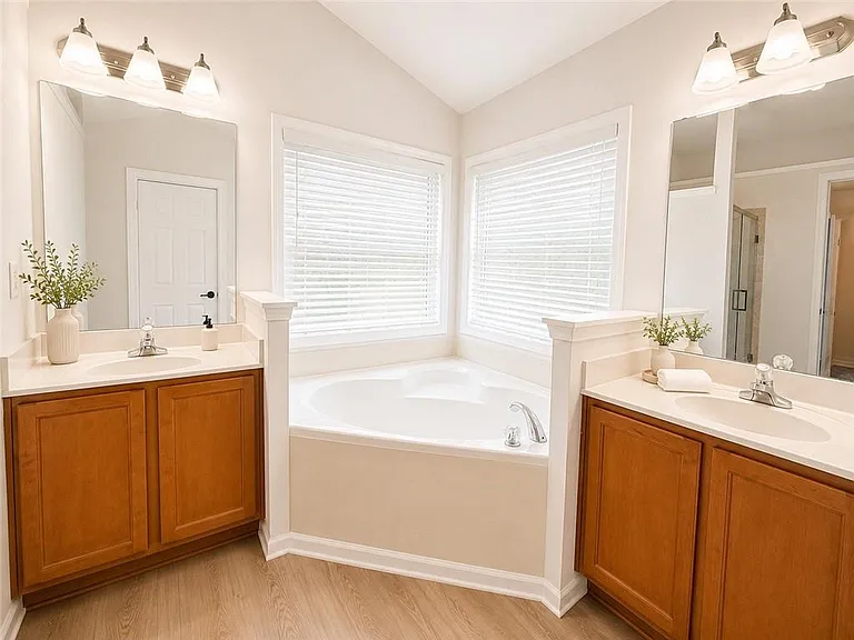 2252 Jasmine Glen Dr — Photo 18