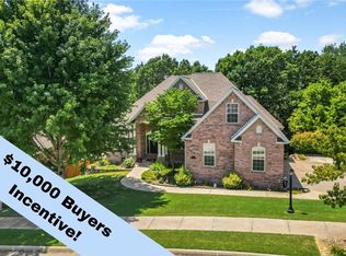 3707 NW Mountainview Rd, Bentonville, AR 72712