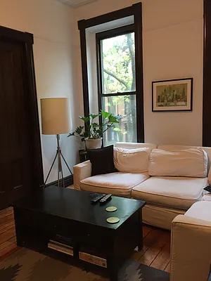 Rented by Moving Forward Real Estate NYC | media 47