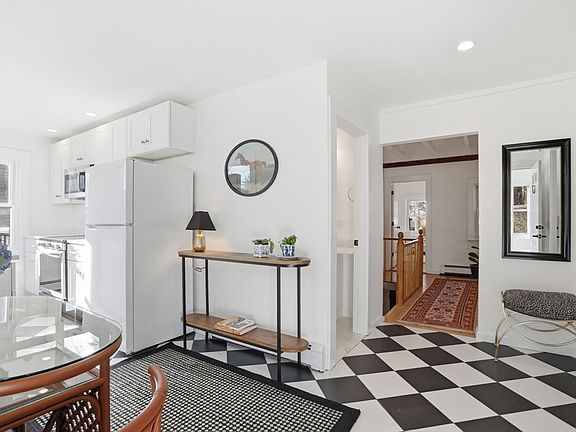 5th image of 32 Bolton St