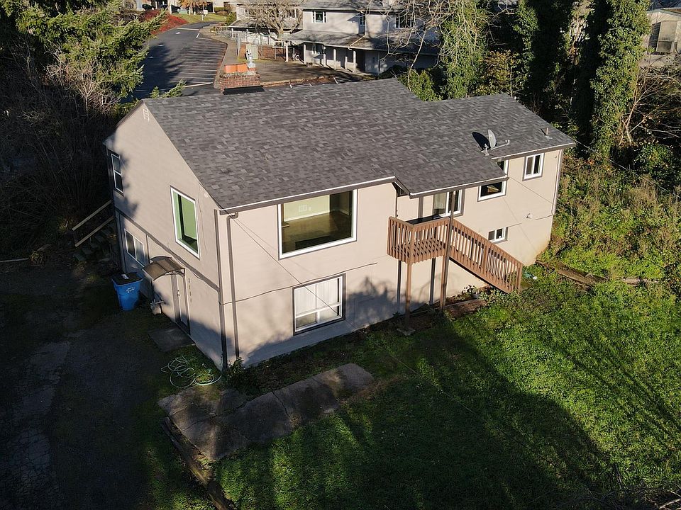 1st image of 3108 NE Cherry Ln